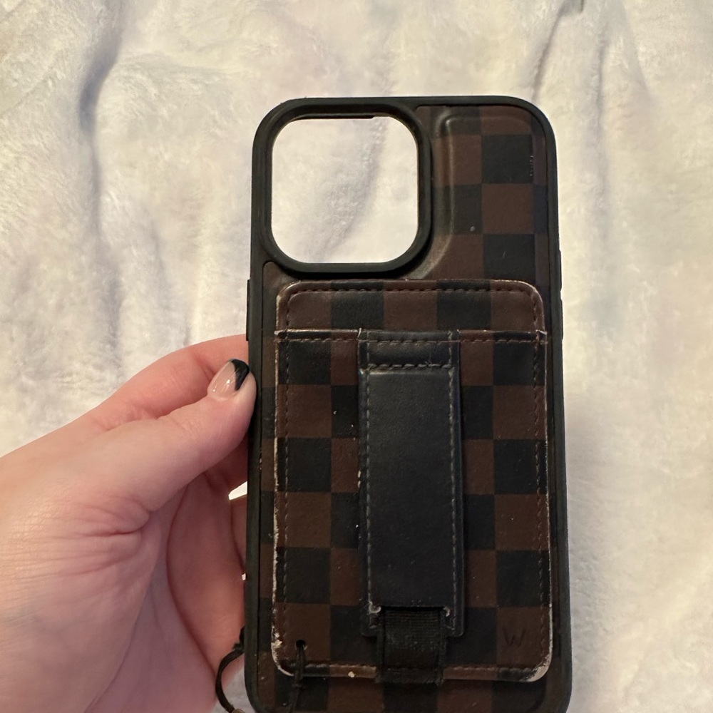 Walli magnetic iPhone 14 Pro Max case